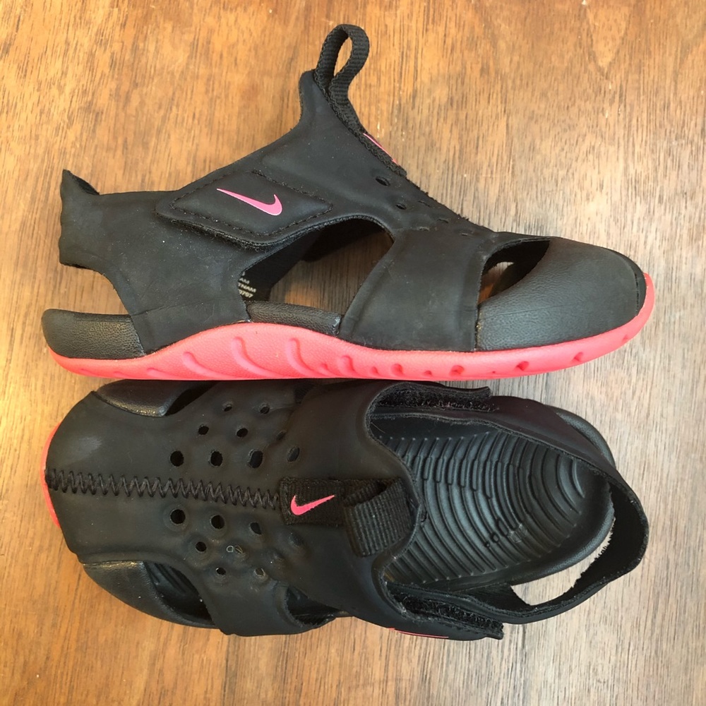 Toddler Girls Nike Sunray shoe/sandal